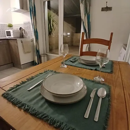 Holiday home Maison Bijou Loubes-Bernac